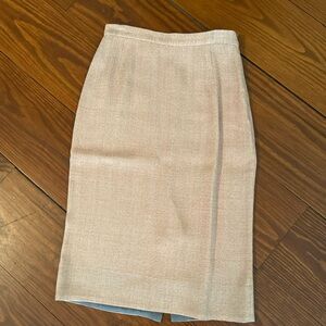 Authentic PRADA linen pencil skirt, peach colored, size 38 (US 2/4)